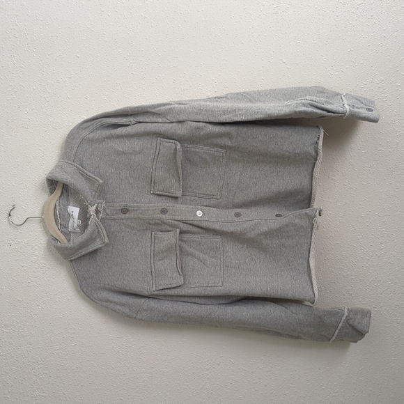 Emery Park Gray Button Down Sweatshirt Jacket Shacket Slightly Cropped Medium - Picture 5 of 14